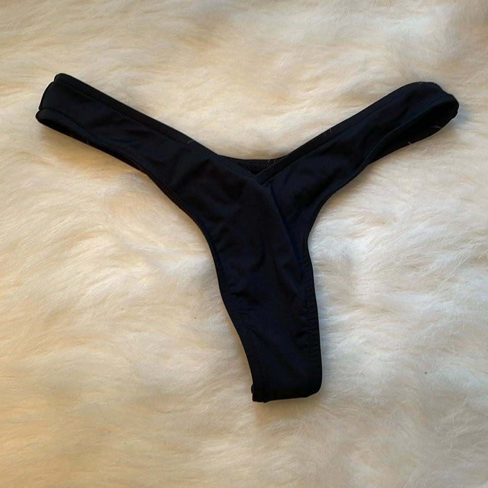 VS thong bikini bottom